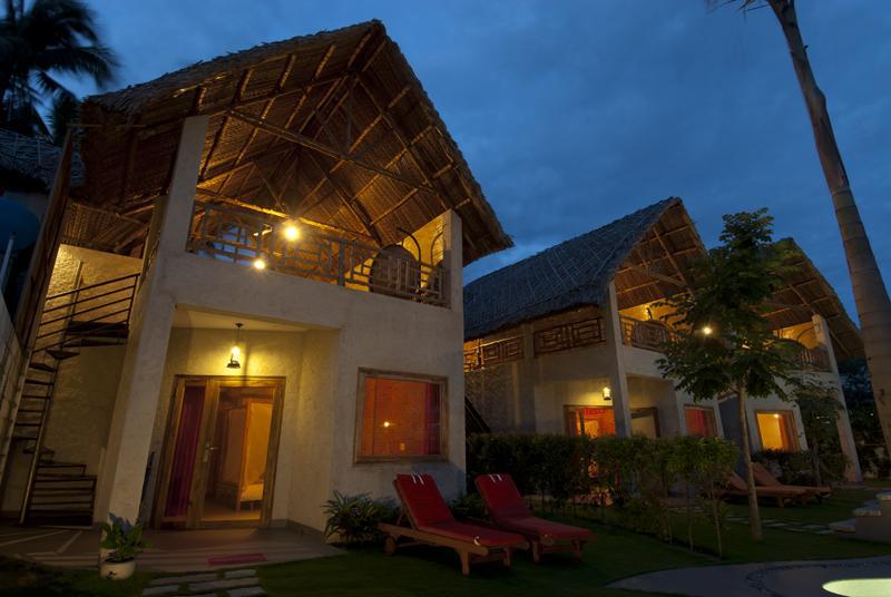 Lang Ca Voi Ll The Whales Village Ll Mui Ne Phan Thiết Esterno foto